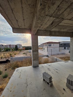 Gaziantep Oğuzeli’nde Geniş Arsada Bağ Bahçe Yaşamı